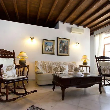 Paradision 4* Mykonos Town