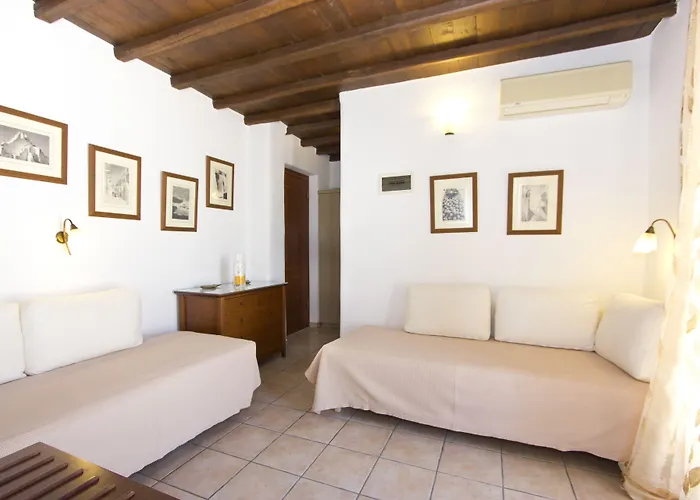 باراديسيون Mykonos Town